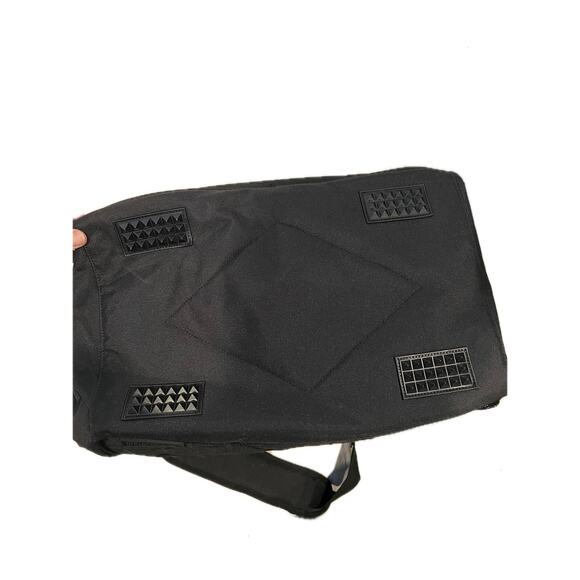 Highland Tactical Canvas Black Duffel 22"x12"x10" - Picture 4 of 6